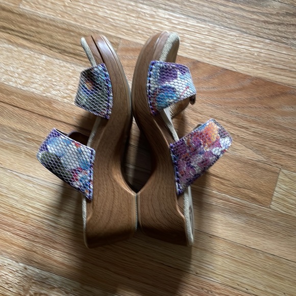 Dansko Sandals Size 37 - Picture 6 of 7